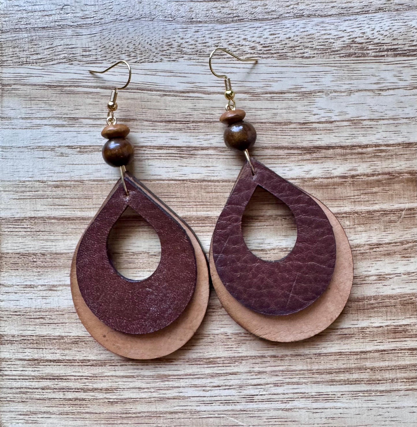 Handcrafted Leather Teardrop Earrings: Brown & Turquoise Boho Dangles