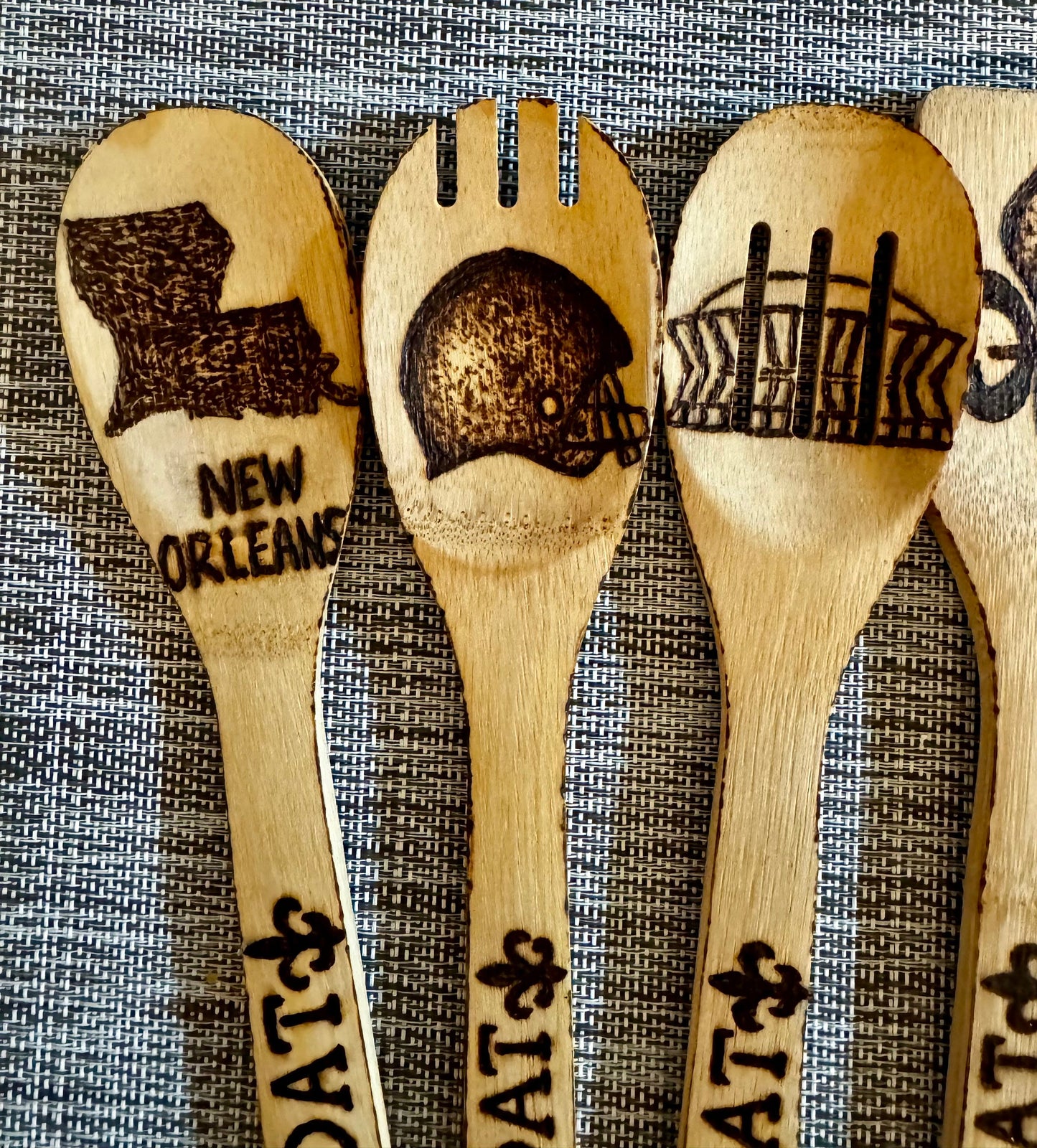 New Orleans Saints Bamboo Cooking Utensil Set: Hand-Engraved Football Fan Gift