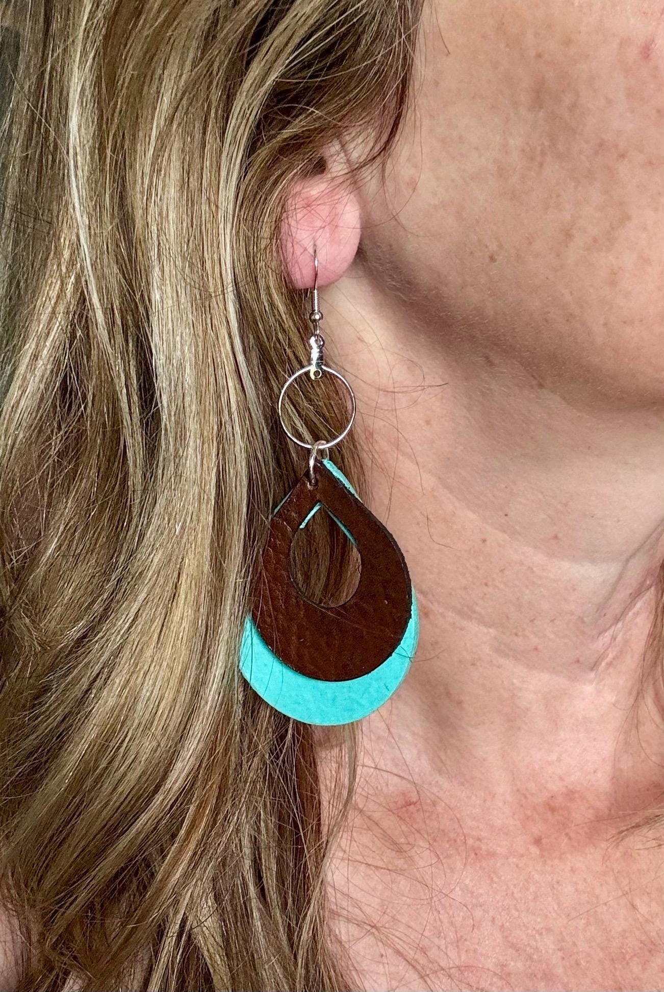Handcrafted Leather Teardrop Earrings: Brown & Turquoise Boho Dangles