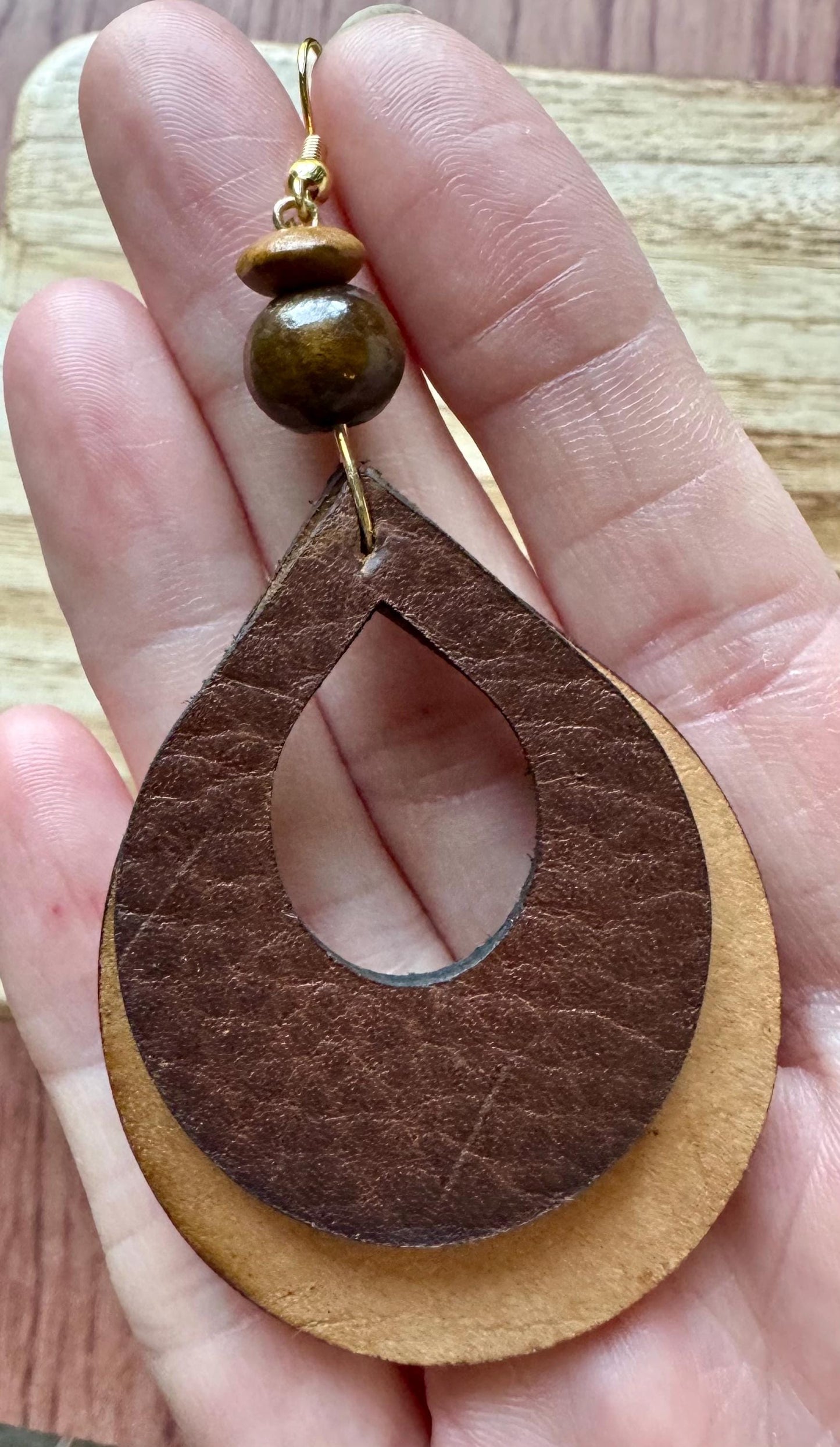 Handcrafted Leather Teardrop Earrings: Brown & Turquoise Boho Dangles